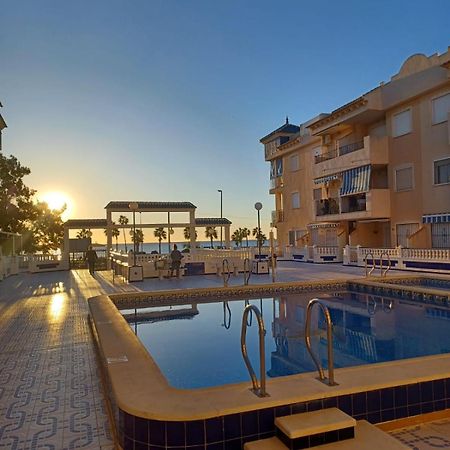 Playa De Los Naufragos Cozy Apartment With Pool Torrevieja Exterior photo